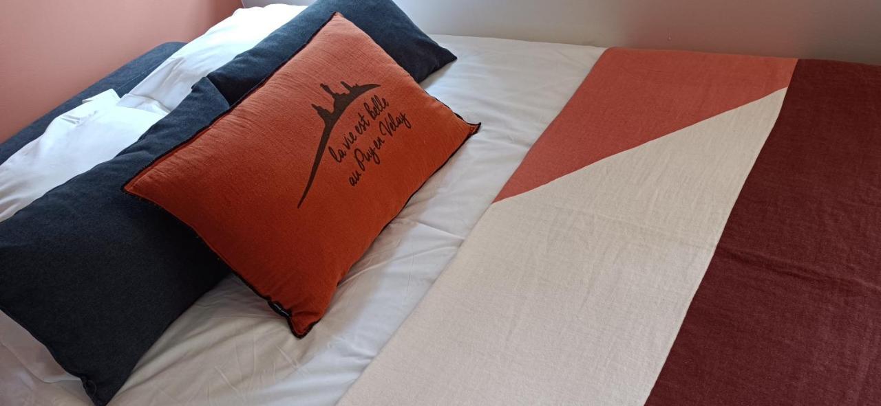 Appartement Le Raphaël à Le Puy-en-Velay Extérieur photo